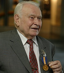 Бесков Константин